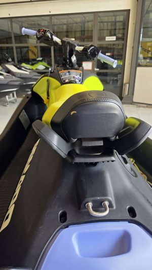 SEA-DOO-SPARK-TRIXX-2-UP-90CV-2